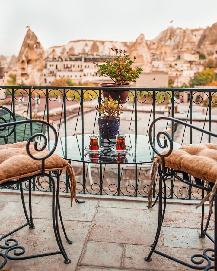 Caftan Cave Suites Гореме Экстерьер фото