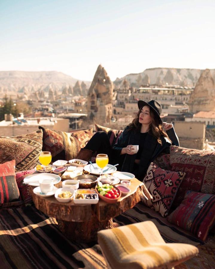 Caftan Cave Suites Гореме Экстерьер фото