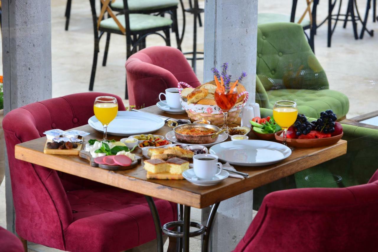 Caftan Cave Suites Гореме Экстерьер фото